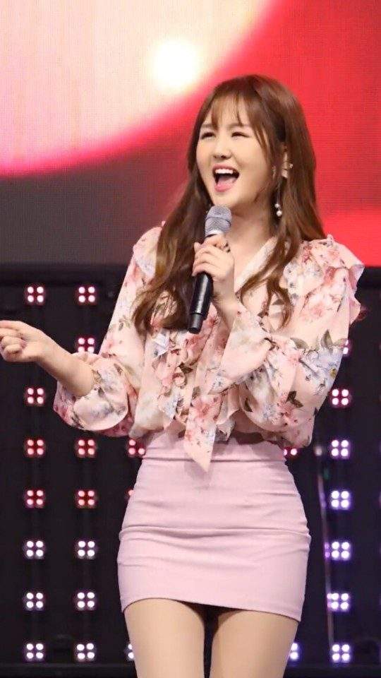 윤수현 프로필
