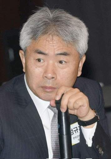 정규재 프로필