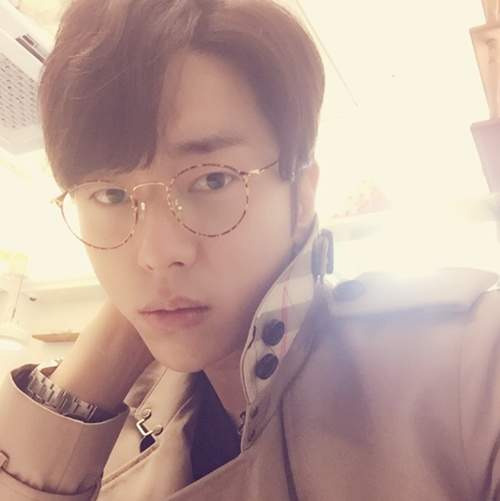 윤현민 연극 비기닝