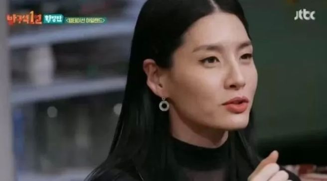 댄서 모니카
