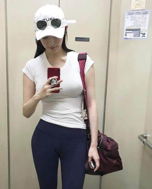 강민경 프로필