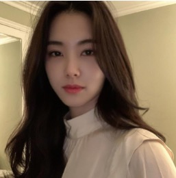 강지영 아나운서