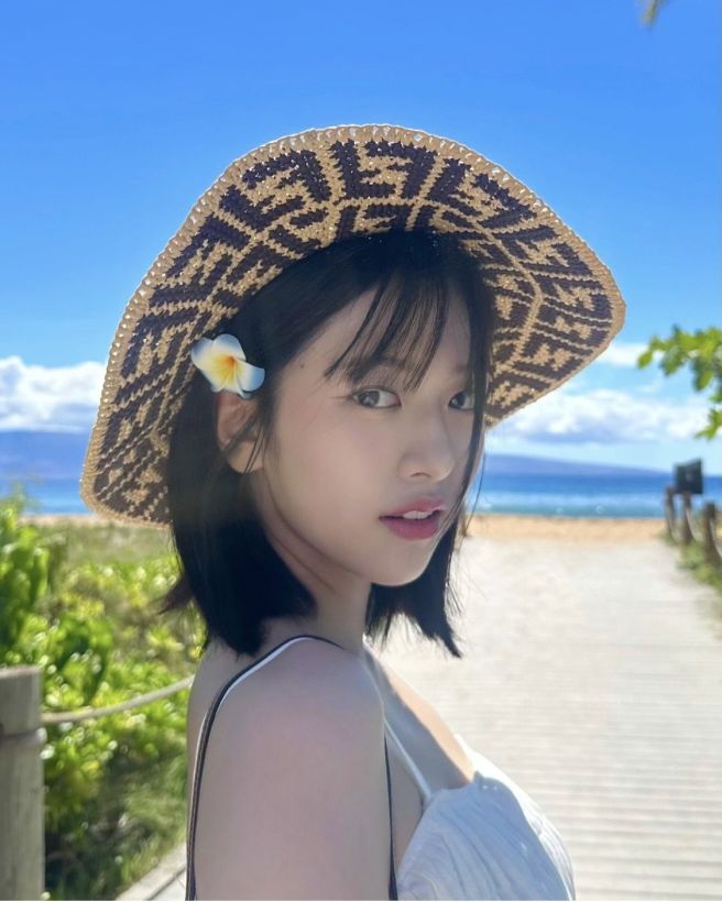 안유진 프로필
