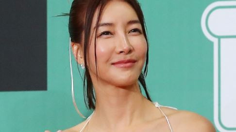 진서연 남편
