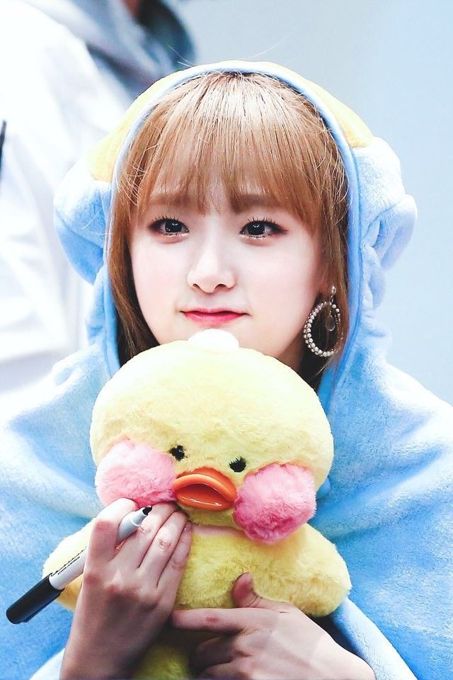 최예나 프로필