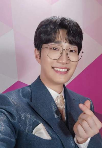 공훈 프로필