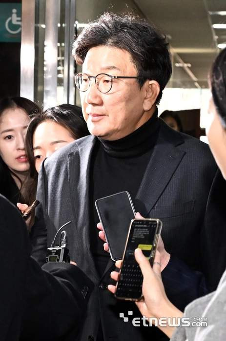 권성동 국회의원 정치 경력