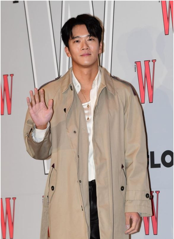 하석진 결혼
