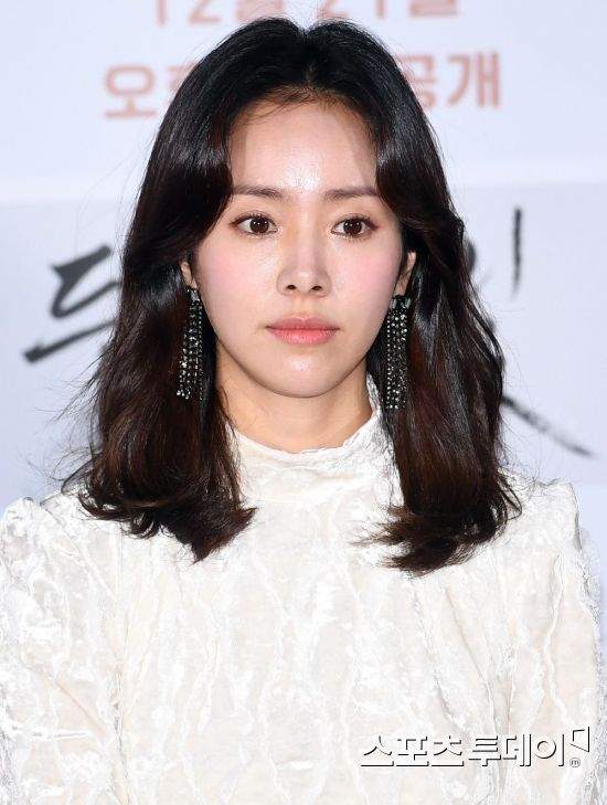 한지민 프로필