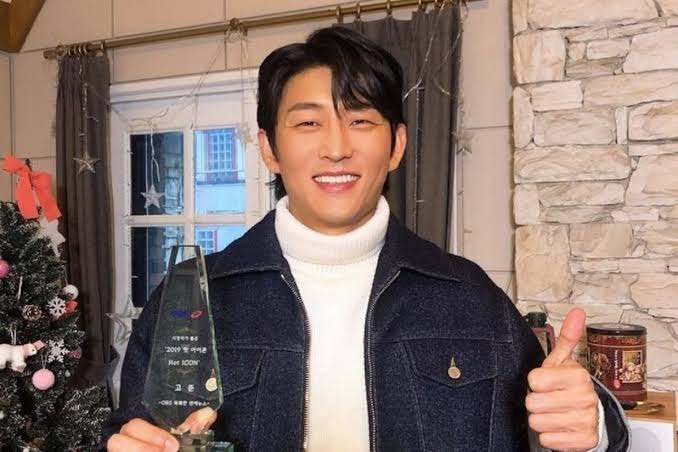 고준 작품 활동