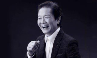 진성만 별세