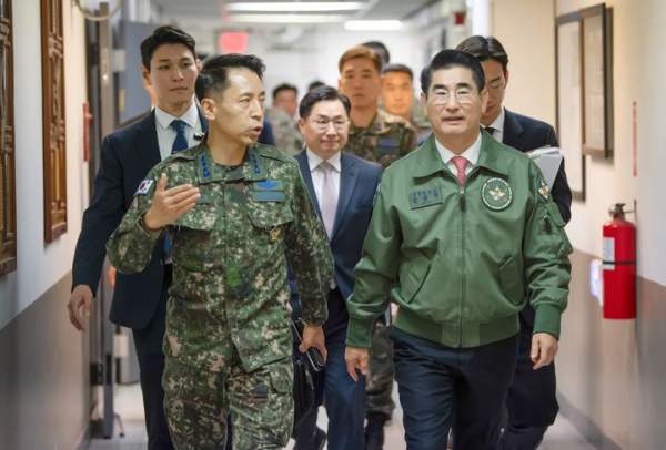 비상계엄 선포 후 군과 국회 충돌