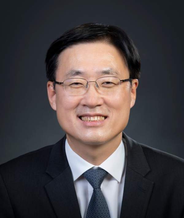 김형두 헌법재판관 프로필
