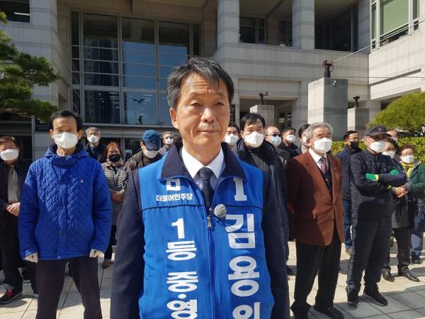 김용원 인권위원 정치 경력