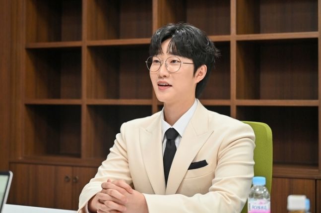 공훈 프로필