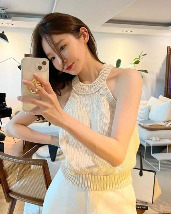 강민경 프로필